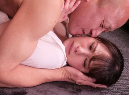Địt em nhân viên mới có cặp vú to tròn xinh đẹpm