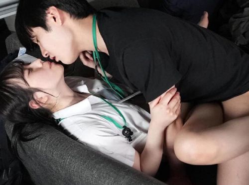 Địt em đạo diễn xinh đẹp ngây thơ dâm đãngm